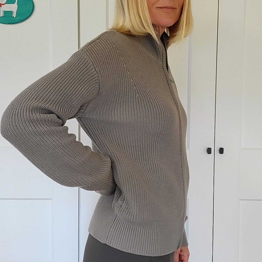 Athleta Escapade Mock Neck Sweater Jacket Bluff Grey Size S #982829 - Picture 4 of 12
